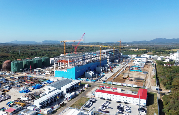 建设中的华能金坛2×350兆瓦盐穴压缩空气储能发电项目.JPG